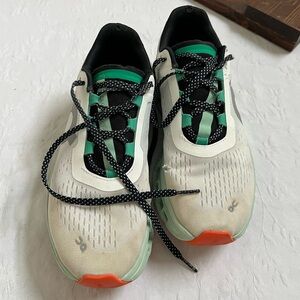 On Running Cream and Green Sneakers cloud monster